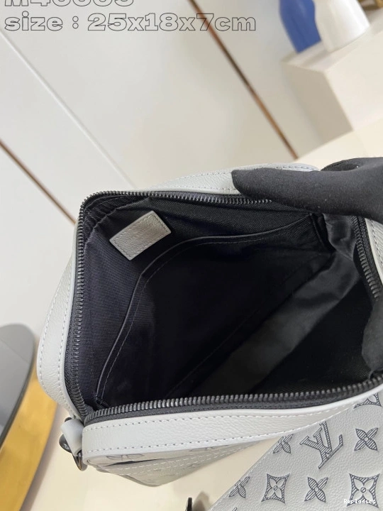 Cheap LOUIS MESSENGER VUITTON TRIO 0725